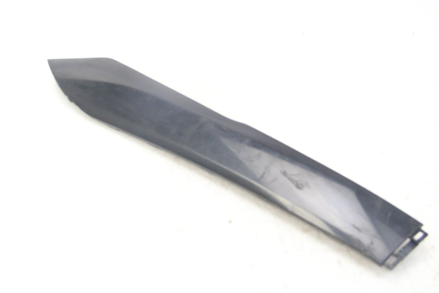 photo de LINKER DREMPELPLAAT YAMAHA D'ELIGHT DELIGHT 125 (2017 - 2020) - Detail van het onderdeel