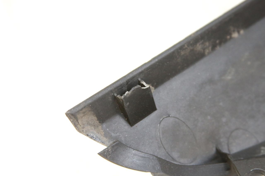 photo de LINKER DREMPELPLAAT HONDA FORZA 125 (2015 - 2016) - Detail van het onderdeel