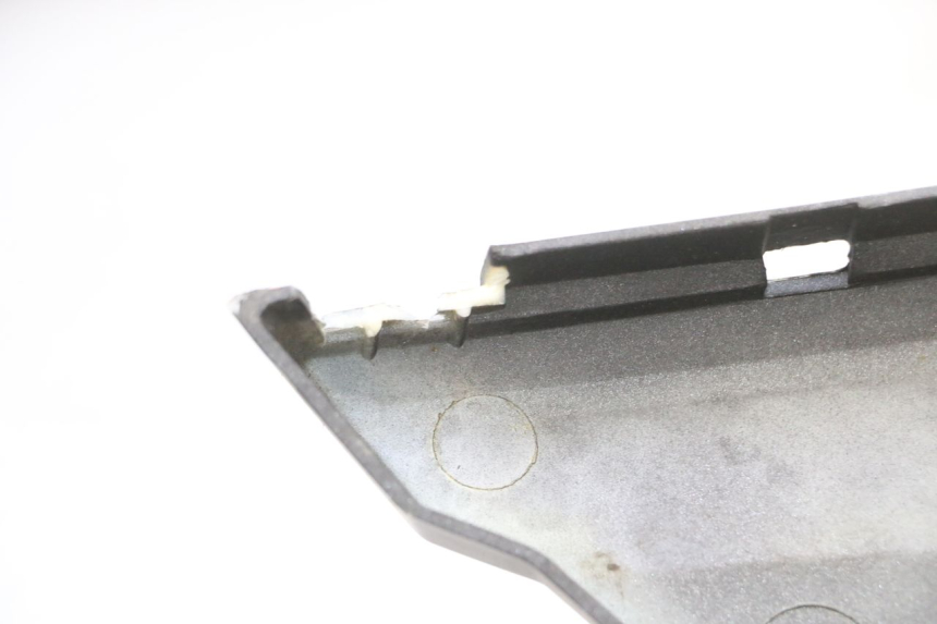 photo de LINKER ZIJKANTSKIRT KEEWAY MATRIX RX9 125 (2006 - 2007) - Bevestigingspunten