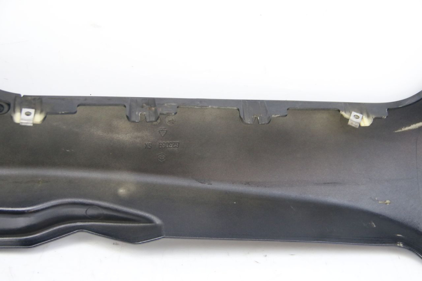 photo de LINKER DREMPELPLAAT PIAGGIO MP3 125 (2006 - 2014) - Staat van het oppervlak