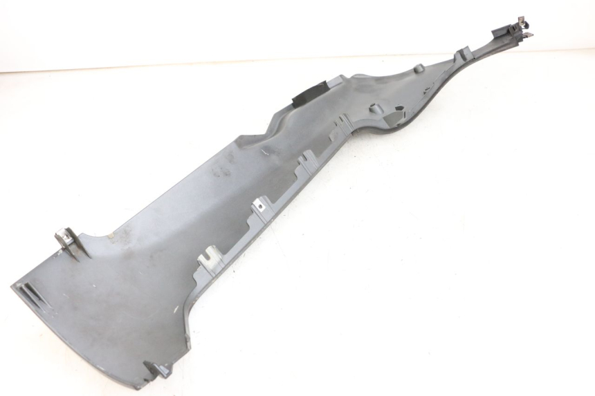 photo de LINKER DREMPELPLAAT PIAGGIO MP3 500 (2011 - 2015) - Detail van het onderdeel