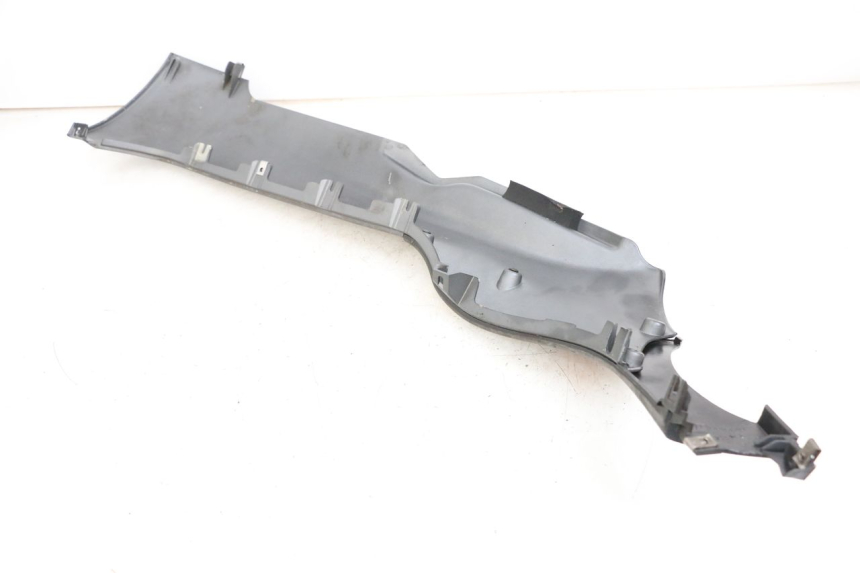 photo de LINKER DREMPELPLAAT PIAGGIO MP3 500 (2011 - 2015) - Technische close-up