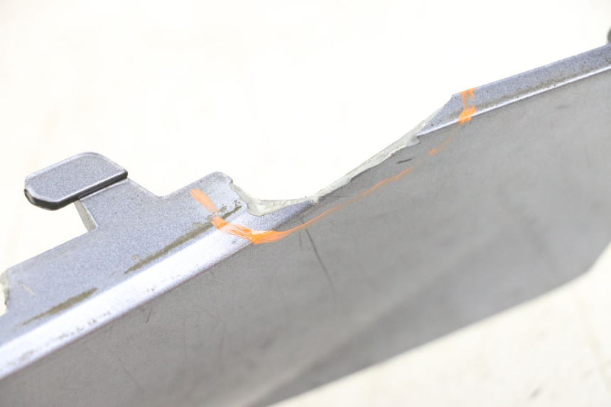 photo de LINKER DORSELIP PEUGEOT BELVILLE 125 (2017 - 2021) - Zoom op gebruiksstaat