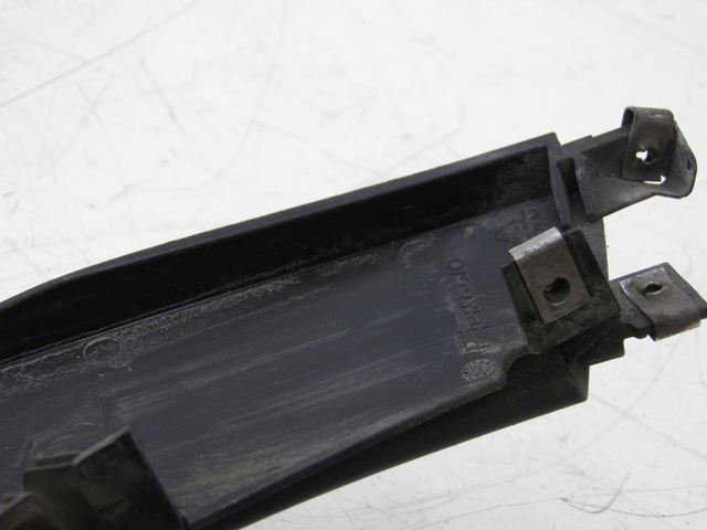 photo de LINKER DREMPELPLAAT PIAGGIO MP3 RL 125 (2006 - 2014) - Productaanzicht
