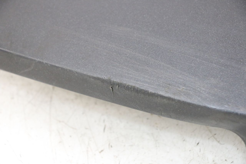 photo de LINKER DORSELPLAAT PEUGEOT SATELIS 125 (2013 - 2018) - Bevestigingspunten