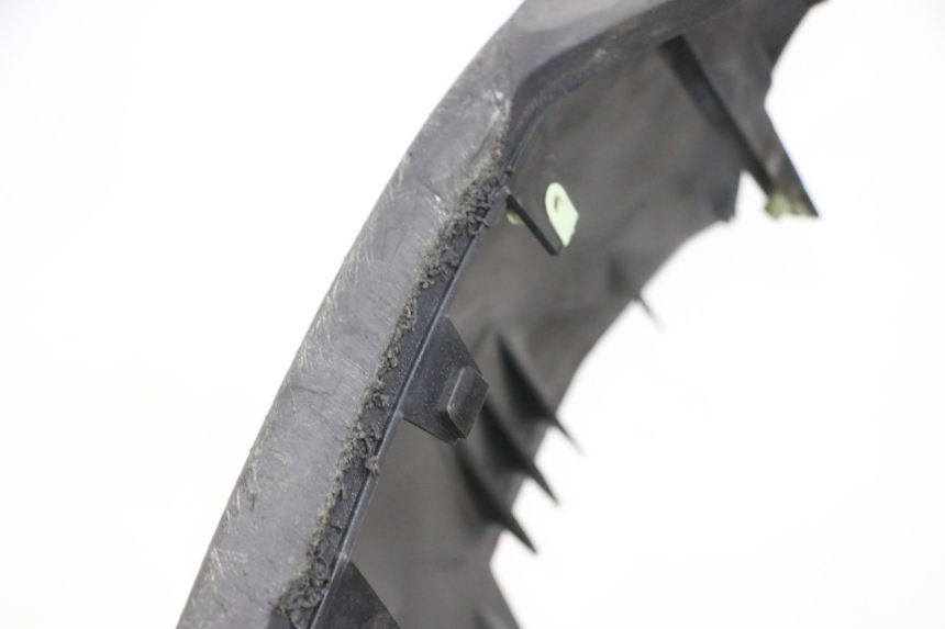 photo de LINKER DORSELPLAAT PEUGEOT SATELIS 125 (2013 - 2018) - Detail van het onderdeel