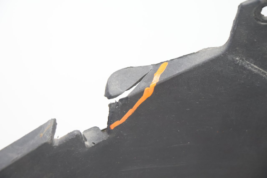 photo de LINKER ZIJKANTSKIRT CAN-AM SPYDER RS 1000 (2008 - 2012) - Andere kijkhoek