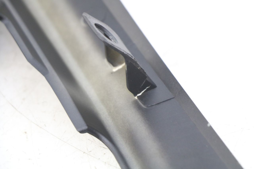 photo de LINKER DORSELPLAAT APRILIA SXR 50 (2021 - 2023) - Zoom op gebruiksstaat