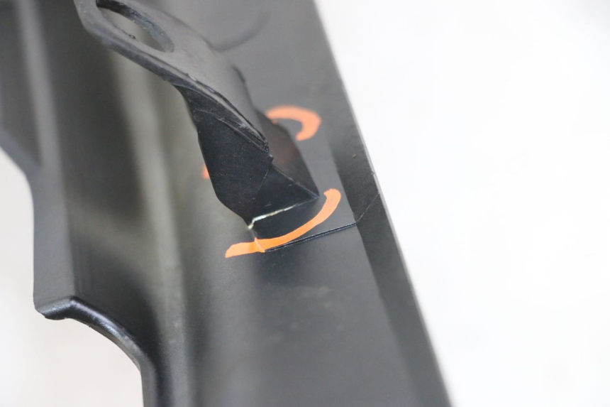 photo de LINKER DORSELPLAAT APRILIA SXR 50 (2021 - 2023) - Andere kijkhoek