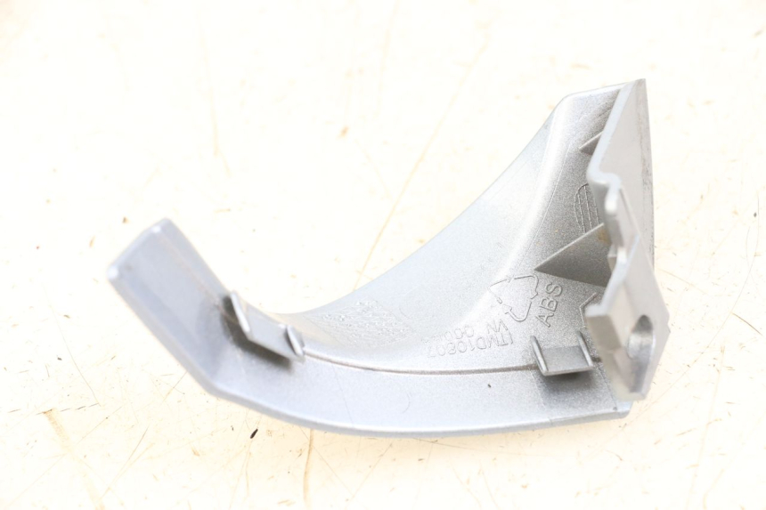 photo de LINKER DORSELPLAAT PIAGGIO VESPA PRIMAVERA 4T 50 (2021 - 2024) - Andere kijkhoek