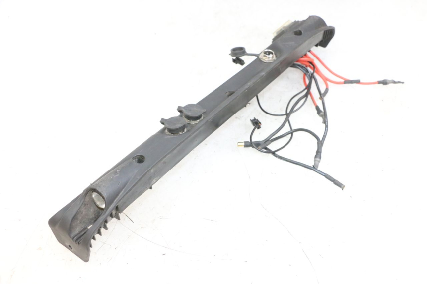 photo de LINKER DREMPELPLAAT DUALTRON VICTOR LIMITED 1 - Markeringen en referenties