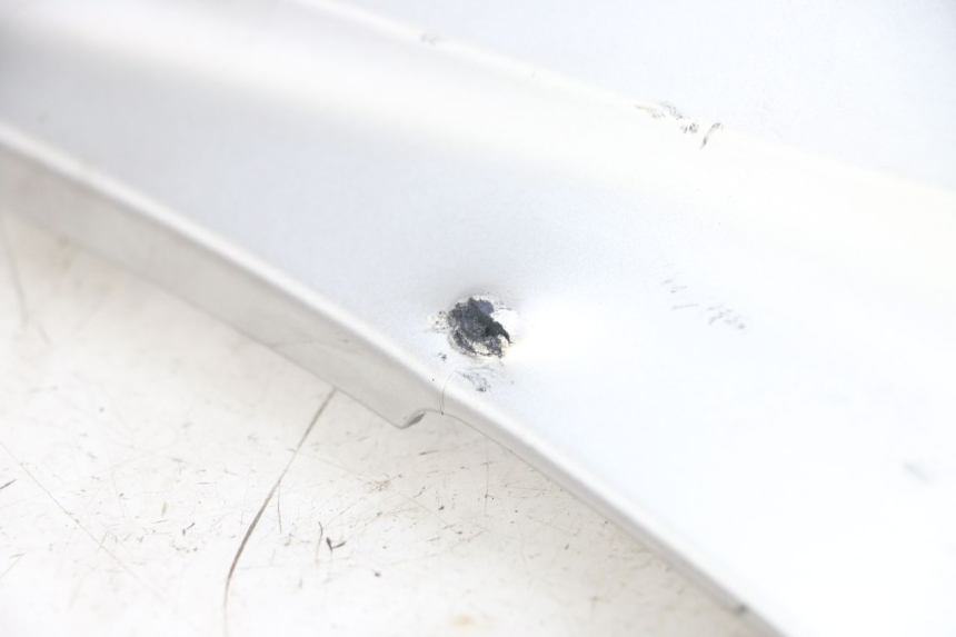 photo de LINKER DREMPELPLAAT YAMAHA XMAX X-MAX ABS 125 (2017 - 2020) - Bevestigingspunten