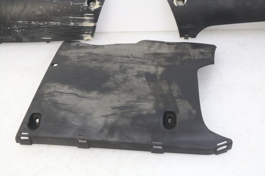 photo de Dorpel PEUGEOT KISBEE 2T 50 (2010 - 2017) - Gecontroleerd onderdeel