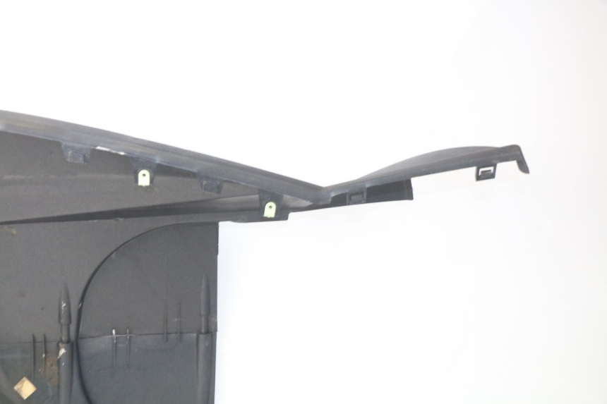 photo de Dorpelpanelen PEUGEOT SATELIS 300 (2012 - 2015) - Kenmerkende details