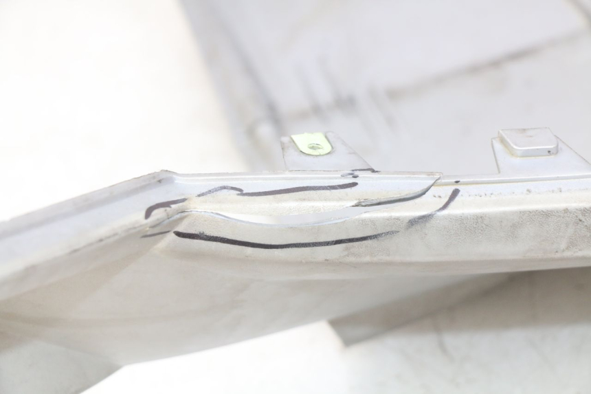 photo de Dorpel PEUGEOT SATELIS 125 (2010 - 2012) - Detail van het onderdeel