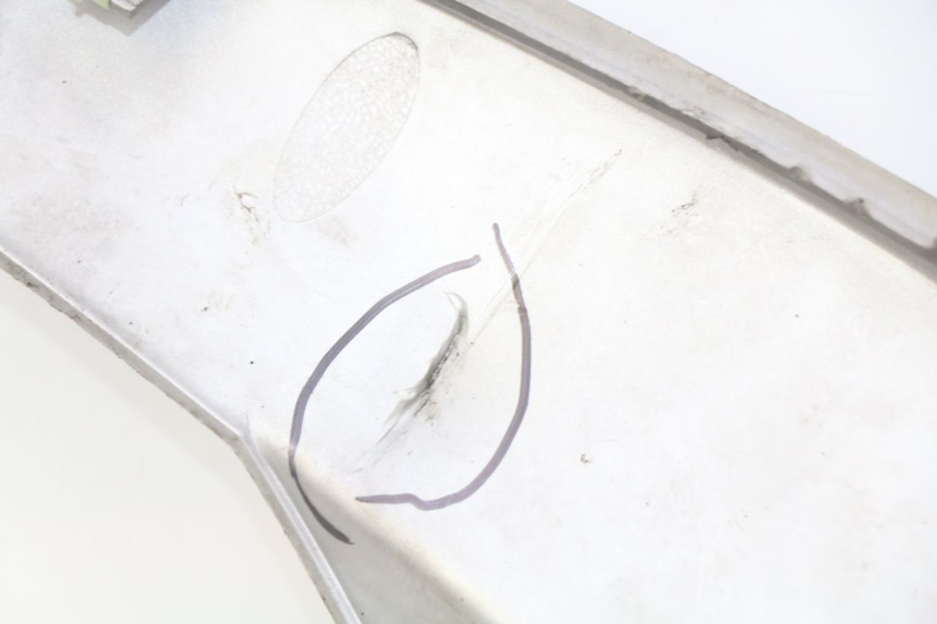 photo de Dorpel PEUGEOT SATELIS 125 (2010 - 2012) - Staat van het oppervlak