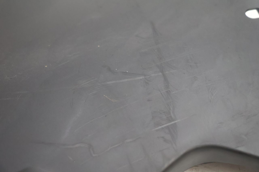 photo de Zijschort PEUGEOT STREETZONE NAKED 2T 50 (2014 - 2018) - Detail van het onderdeel