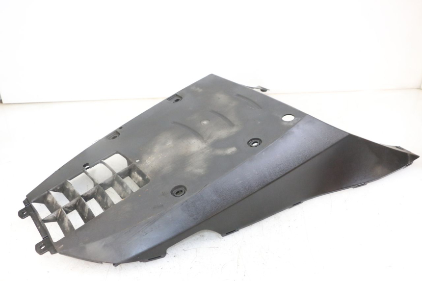 photo de Dorpel SUZUKI BURGMAN 125 (2018 - 2021) - Bevestigingspunten