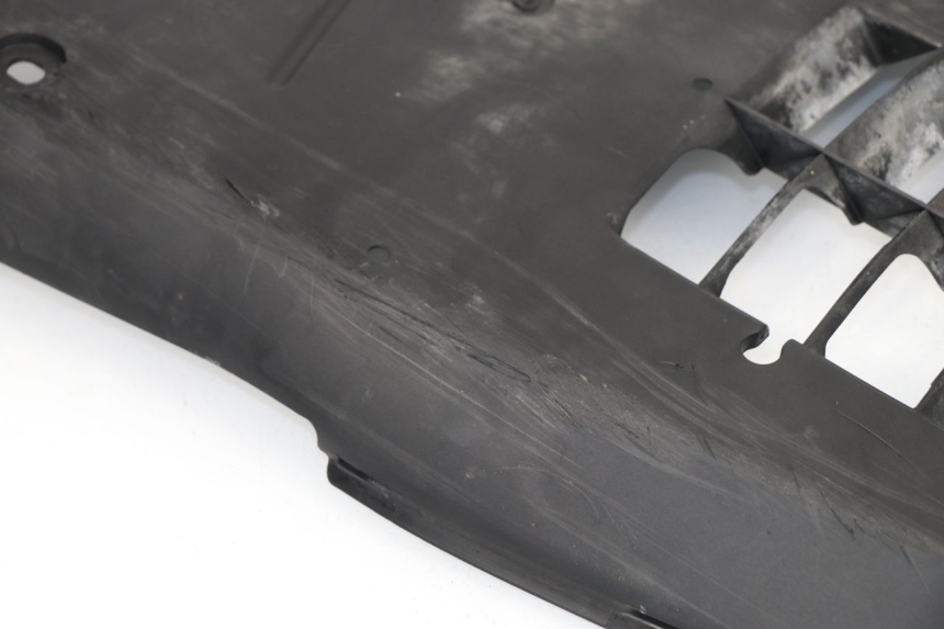 photo de Dorpelplaat SUZUKI UH BURGMAN 125 (2002 - 2006) - Detail van het onderdeel