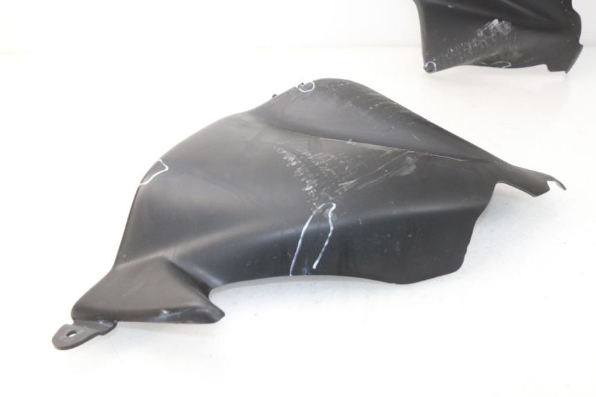 photo de Dorpel YAMAHA TDM ABS 900 (2002 - 2014) - Zoom op componenten