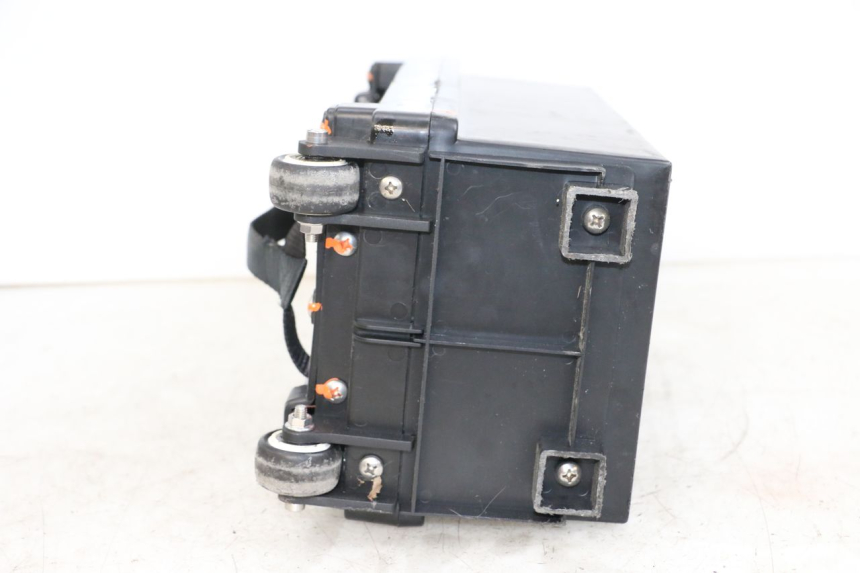 photo de ACCULADER E-MAX 80L 1 (2011 - 2014) - Andere kijkhoek