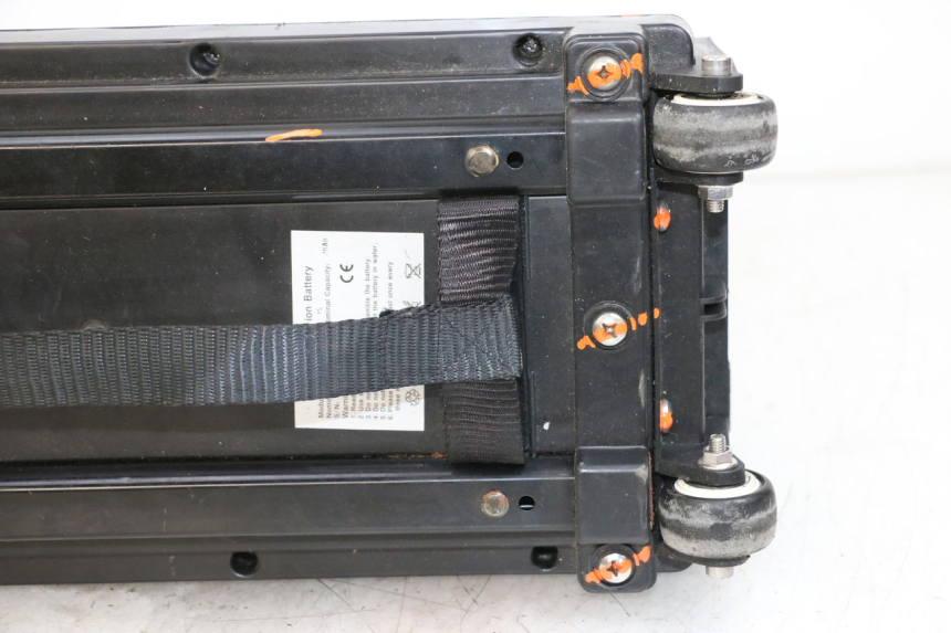 photo de ACCULADER E-MAX 80L 1 (2011 - 2014) - Technische close-up