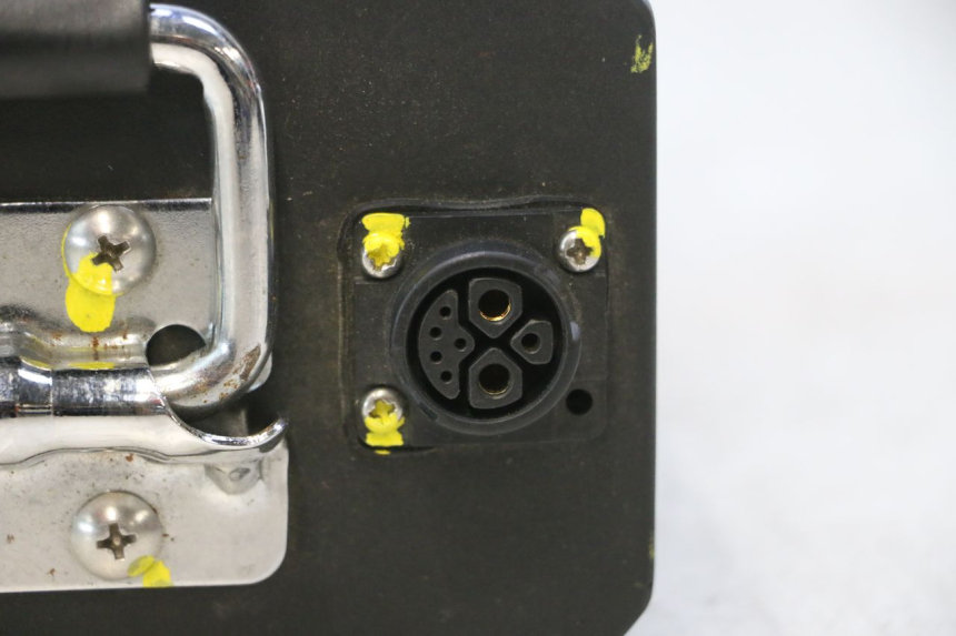 photo de ACCUBATTERIJ WAYSCRAL E-START 1 (2018 - 2022) - Bevestigingspunten