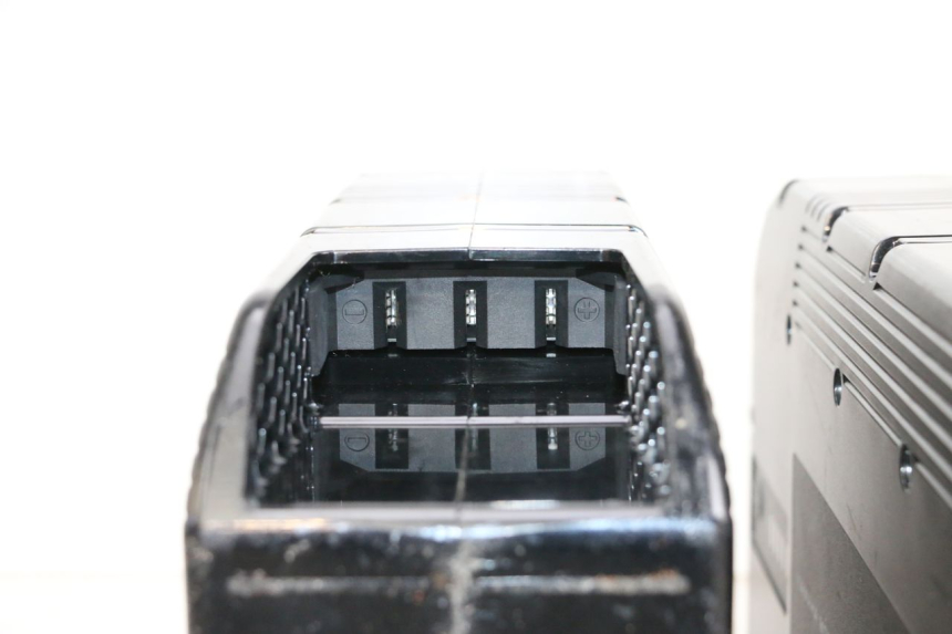 photo de ACCULADER YAMAHA NEO'S CORE 1 (2022 - 2026) - Zoom op gebruiksstaat