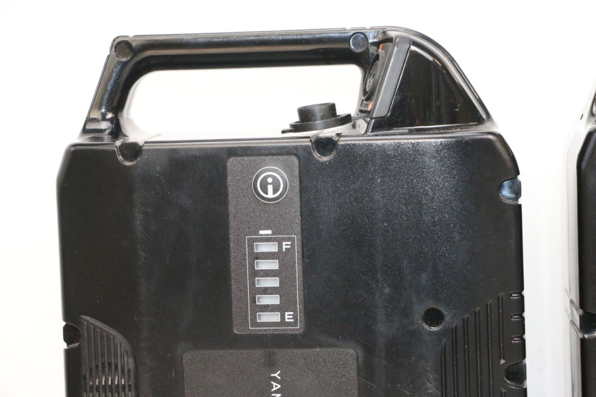 photo de ACCULADER YAMAHA NEO'S CORE 1 (2022 - 2026) - Andere kijkhoek