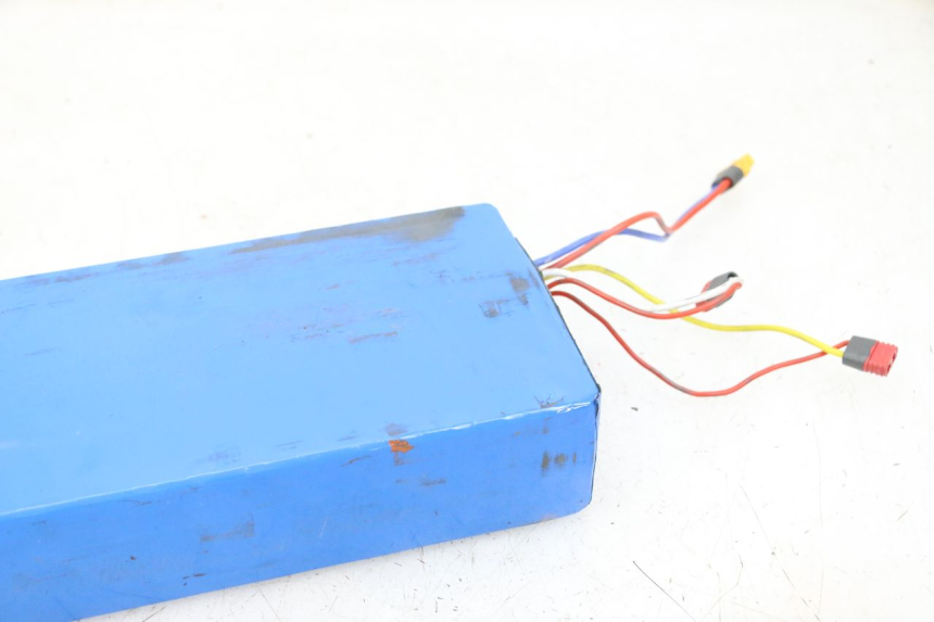 photo de ACCULADER HERO S10 1 - Bevestigingspunten