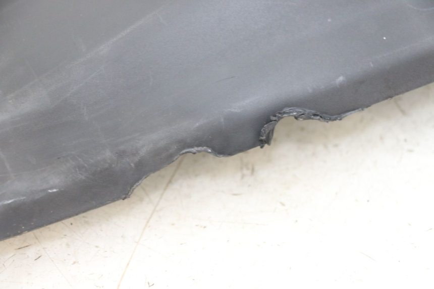 photo de ACHTERSPATBORD KYMCO AGILITY 4T 50 (2018 - 2022) - Bevestigingspunten