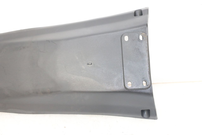 photo de ACHTERSPATBORD KYMCO AGILITY 4T 50 (2018 - 2022) - Bevestigingspunten