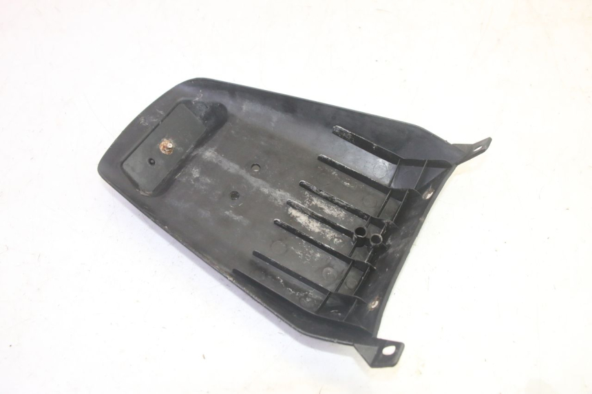 photo de ACHTERSPATBORD MBK BOOSTER SPIRIT 50 (2004 - 2017) - Bevestigingspunten