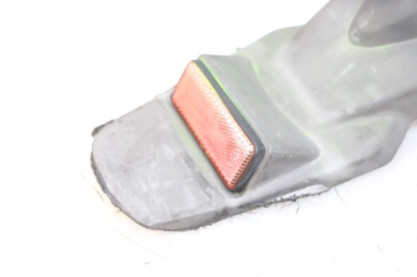 photo de ACHTERSPATBORD HONDA CBF 125 (2009 - 2015) - Detail van het onderdeel