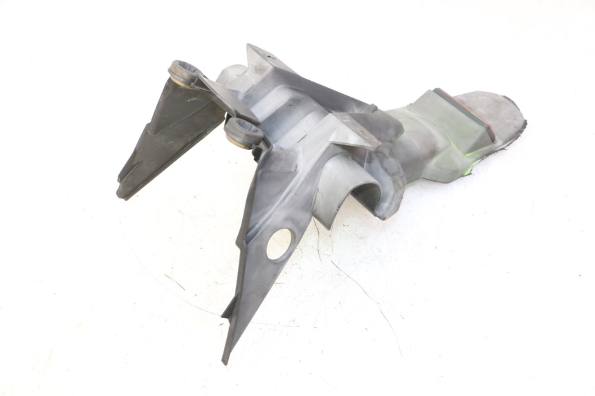 photo de ACHTERSPATBORD HONDA CBF 125 (2009 - 2015) - Bevestigingspunten