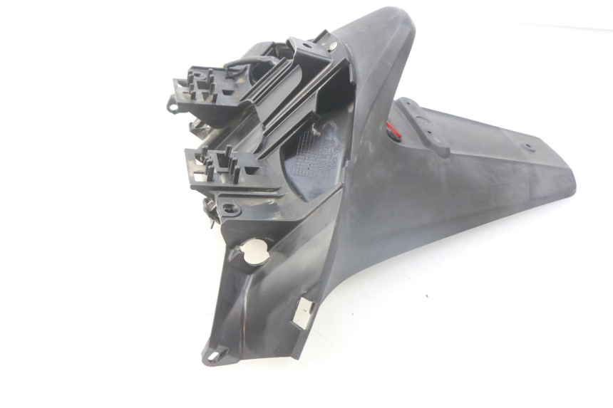 photo de ACHTERSPATBORD HONDA FES S-WING SWING ABS 125 (2007 - 2015) - Technische close-up