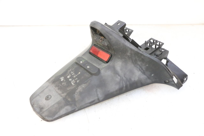 photo de ACHTERSPATBORD HONDA FES S-WING SWING ABS 125 (2007 - 2015) - Technische close-up