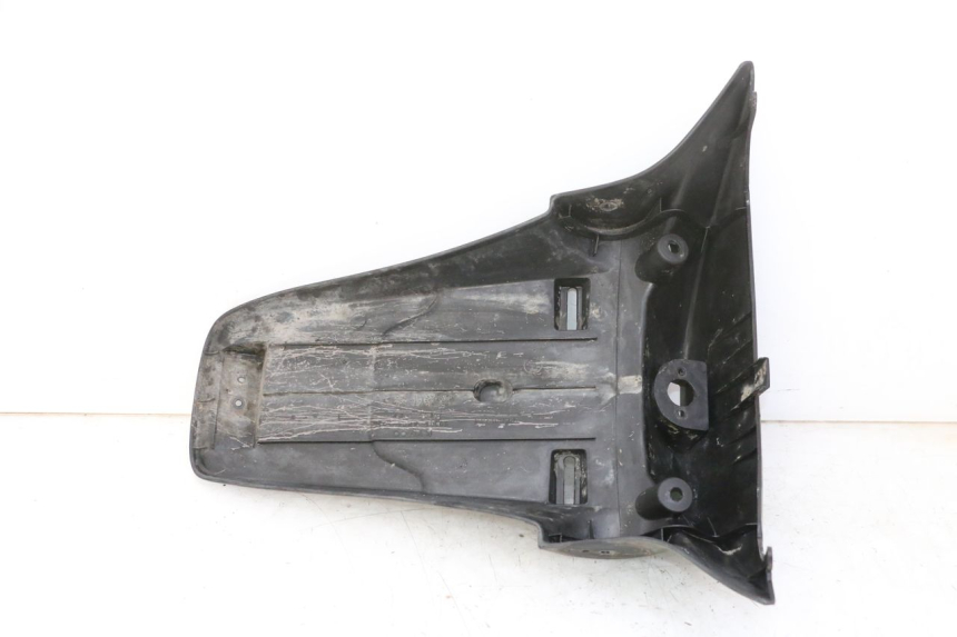 photo de ACHTERSPATBORD KYMCO GRAND DINK 125 (2008 - 2014) - Zoom op gebruiksstaat