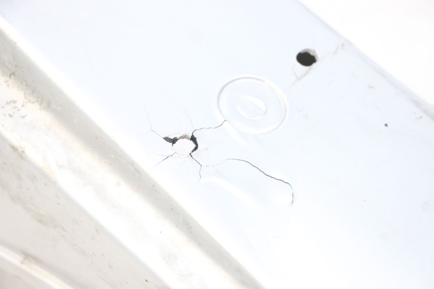 photo de ACHTERSPATBORD SUZUKI GSX E 250 (1982 - 1983) - Andere kijkhoek