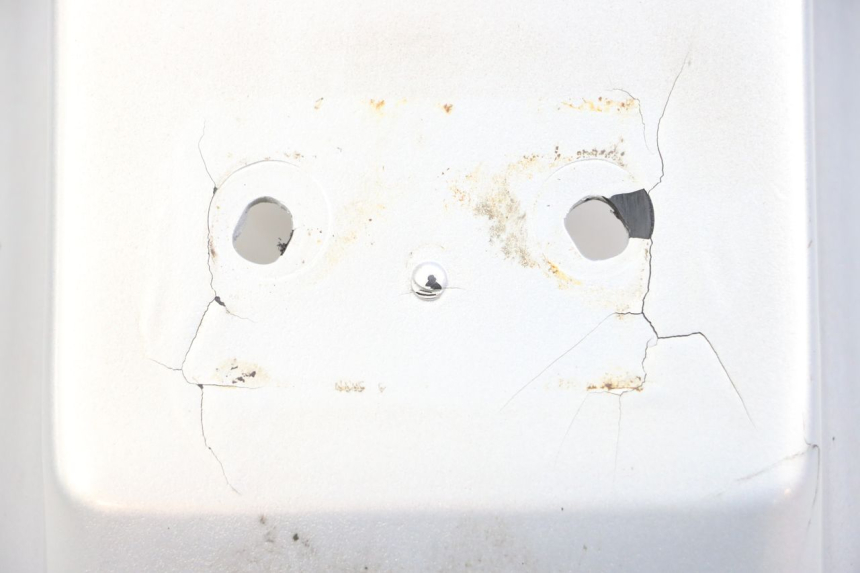 photo de ACHTERSPATBORD SUZUKI GSX E 250 (1982 - 1983) - Bevestigingspunten