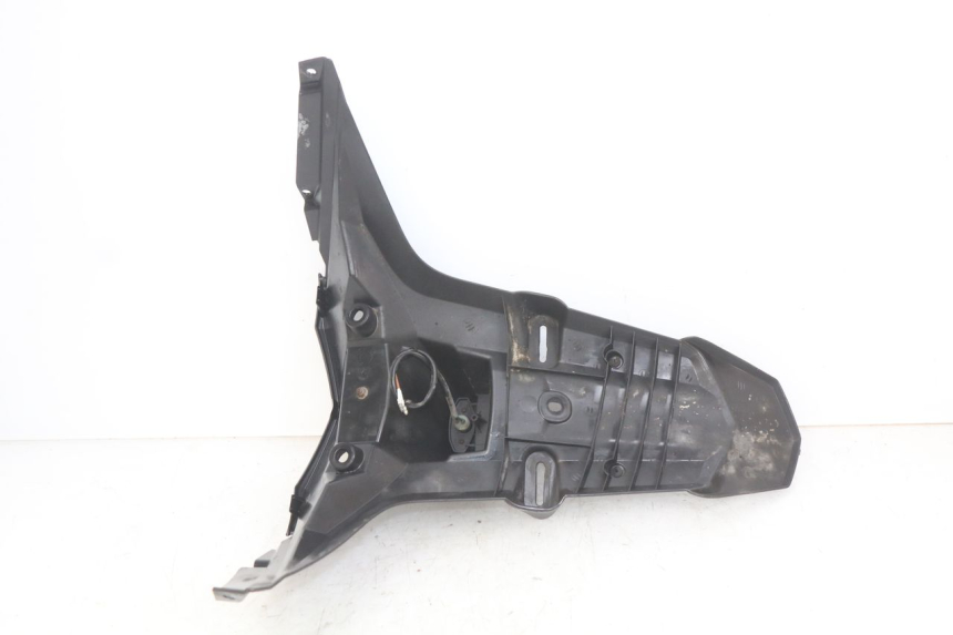 photo de ACHTERSPATBORD SYM GTS EFI 125 (2012 - 2016) - Zoom op gebruiksstaat