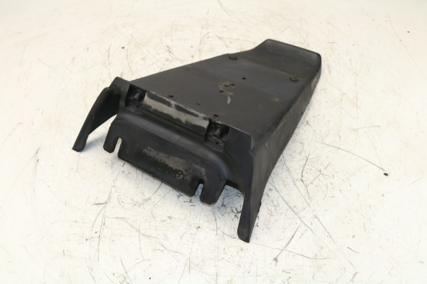 photo de ACHTERSPATBORD BMW K 75 RT 750 (1989 - 1997) - Zoom op gebruiksstaat