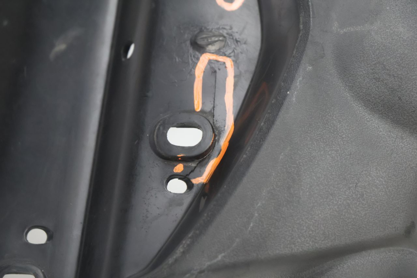 photo de ACHTERSPATBORD PEUGEOT KISBEE 4T 50 (2018 - 2022) - Overzicht