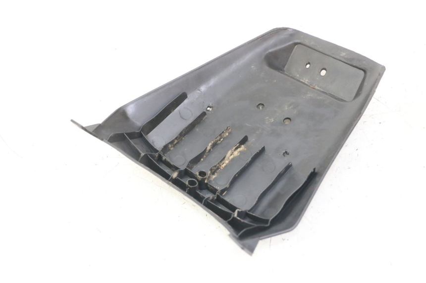 photo de ACHTERSPATBORD MBK BOOSTER SPIRIT NAKED 50 (2004 - 2017) - Technische close-up