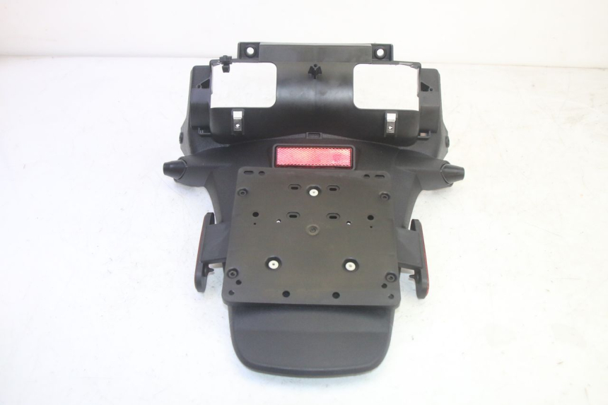 photo de ACHTERSPATBORD PIAGGIO MP3 HPE 350 (2018 - 2020) - Technische close-up