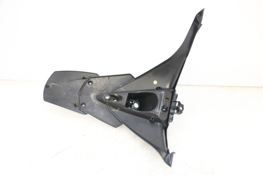 photo de ACHTERSPATBORD PIAGGIO MP3 HPE 300 (2019 - 2026) - Technische close-up