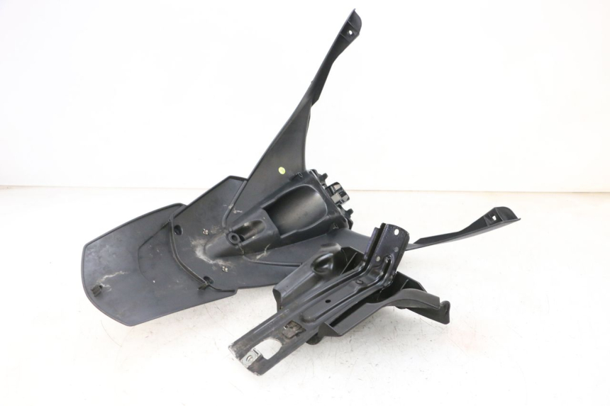 photo de ACHTERSPATBORD PIAGGIO MP3 HPE 300 (2019 - 2026) - Overzicht