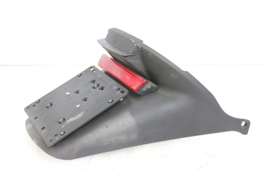 photo de ACHTERSPATBORD PIAGGIO MP3 LT 300 (2010 - 2016) - Staat van het oppervlak