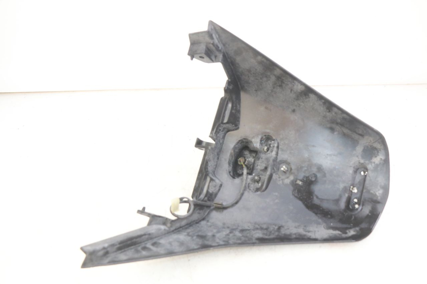 photo de ACHTERSPATBORD PEUGEOT SATELIS 125 (2006 - 2009) - Detail van het onderdeel