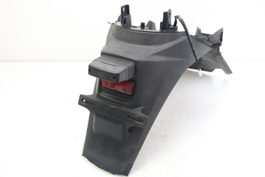 photo de ACHTERSPATBORD SUZUKI SIXTEEN 125 (2008 - 2010) - Hoofdaanzicht